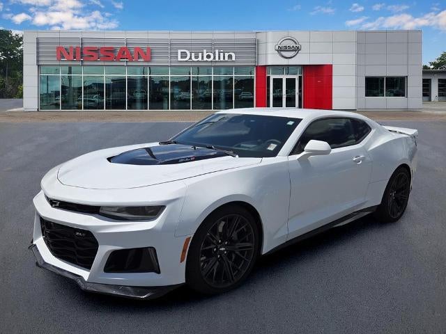2019 Chevrolet Camaro 2dr Coupe ZL1 in Summit White — front three-quarter view