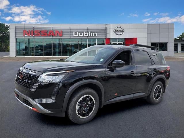 2026 Nissan Pathfinder Rock Creek in Super Black — front three-quarter view